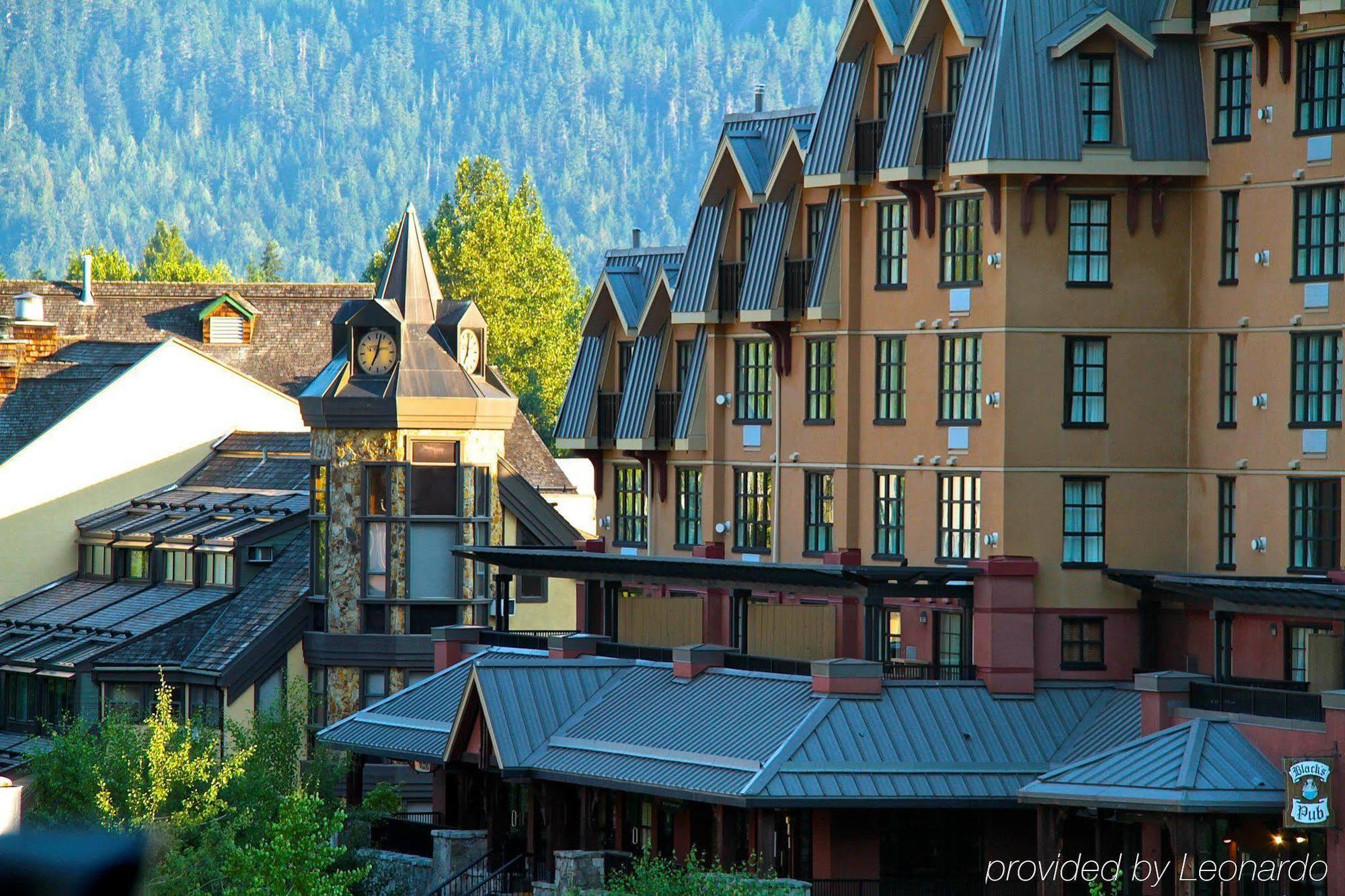 Clock Tower Resort 惠斯勒 外观 照片